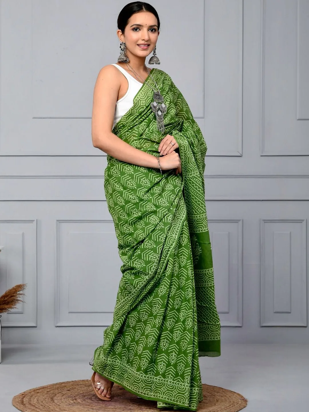 Green Ethnic Motifs Handloom Block Print Cotton Saree