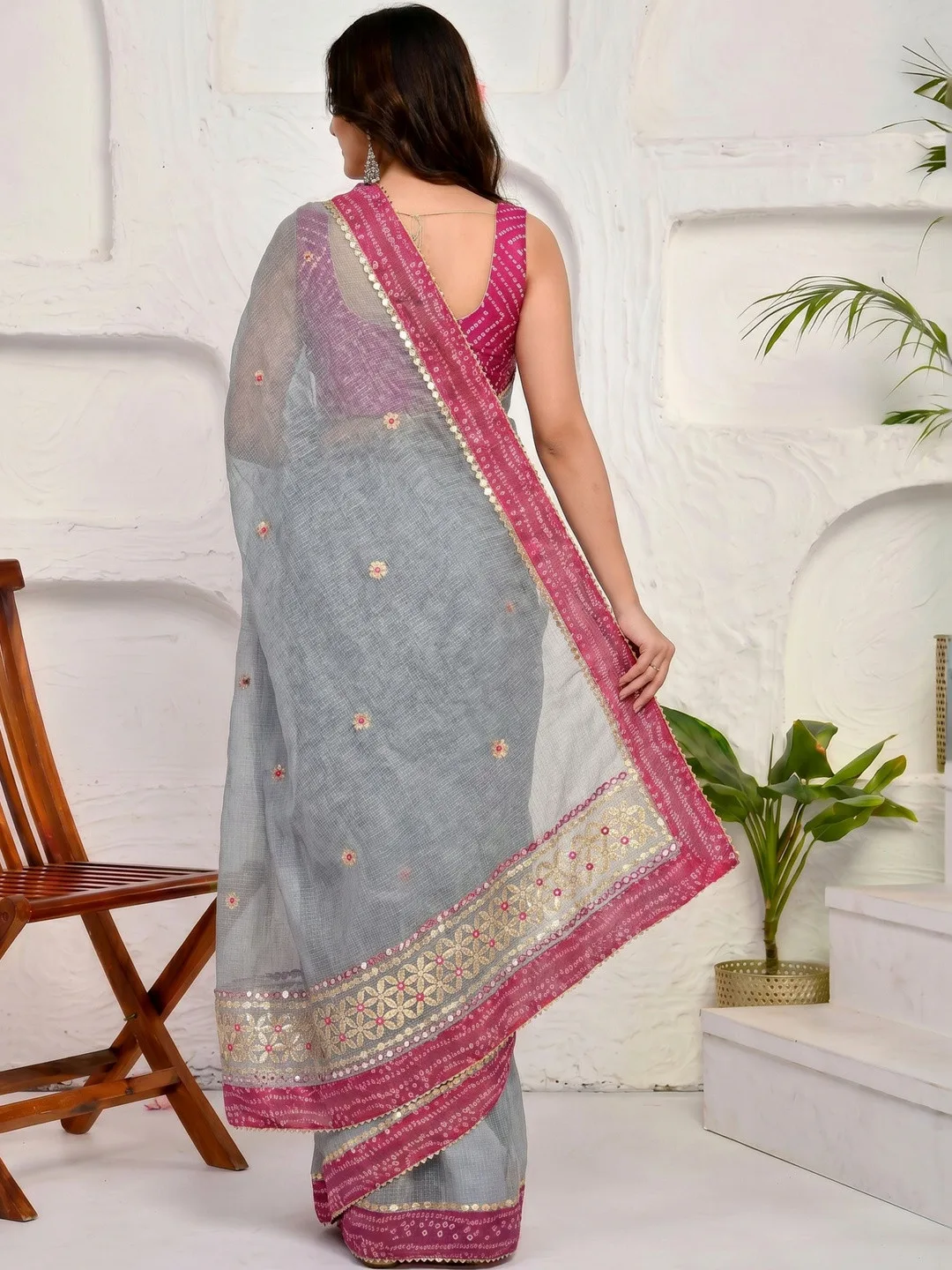 Grey Kota Doria gota patti saree — side