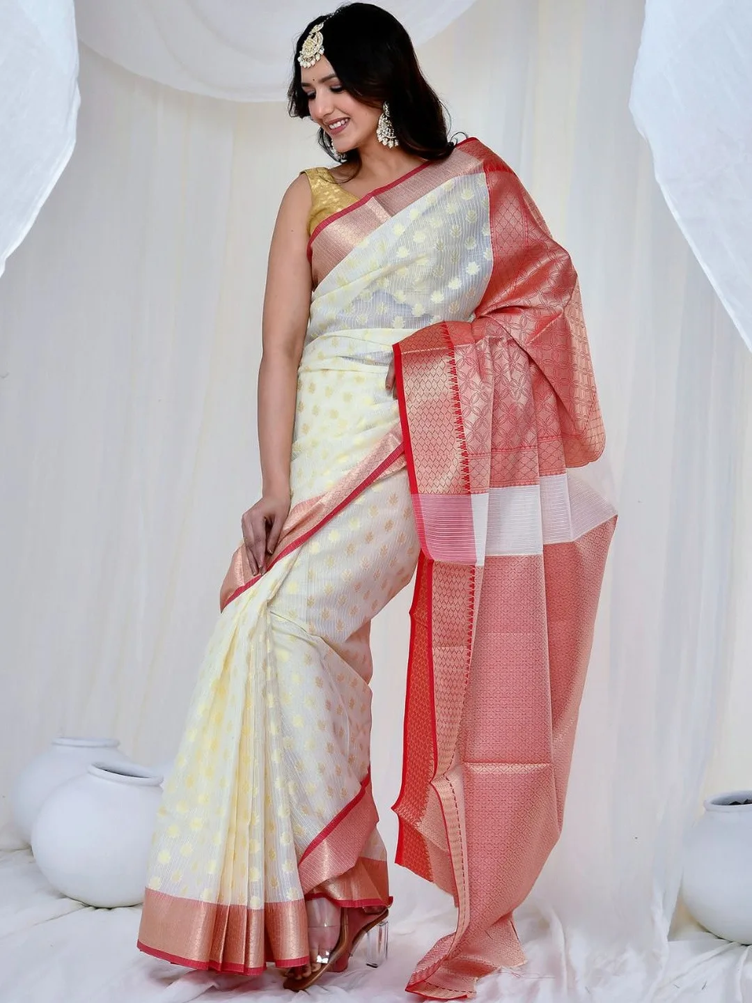 Woven zari on off-white Kota Doria Banarasi — detail