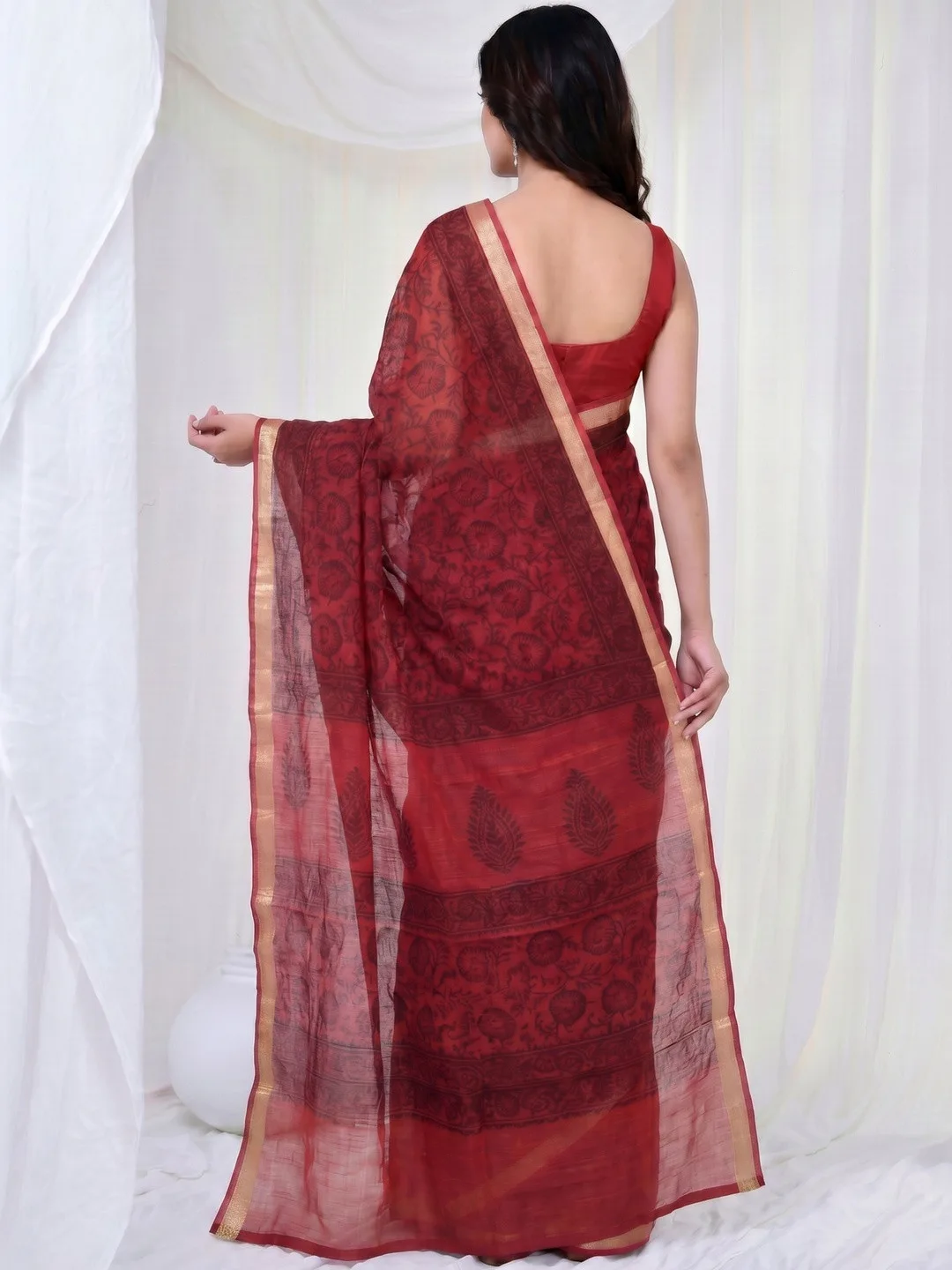 Red Kota Doria ethnic motifs saree — drape