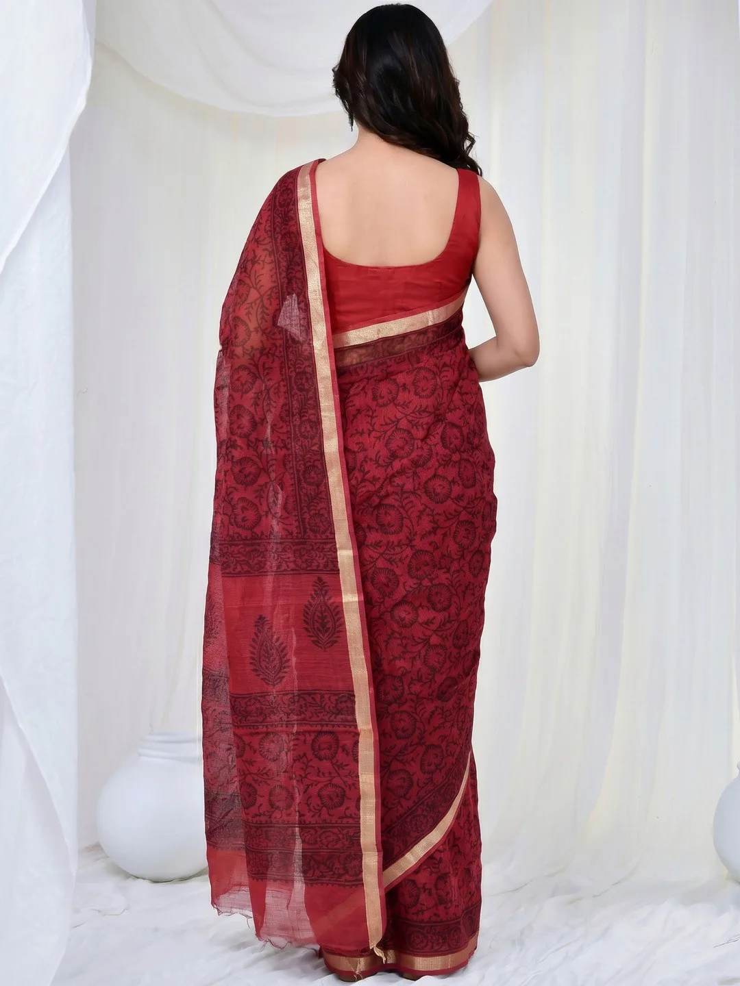 Red Kota Doria ethnic motifs saree — side