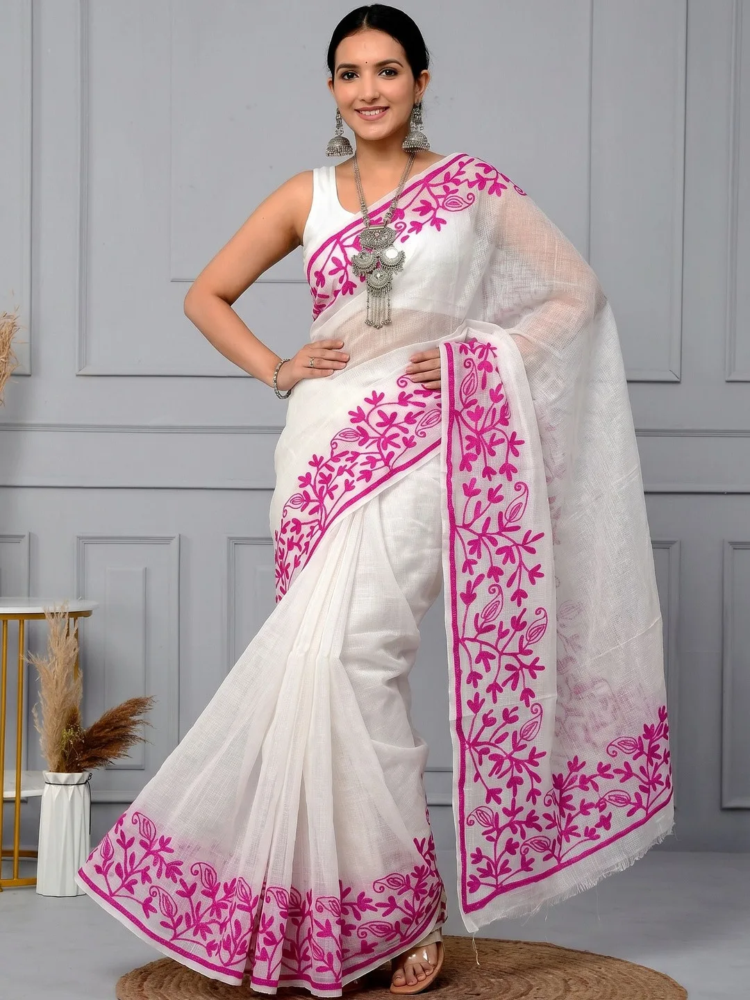 White Kota Doria ethnic motifs embroidered saree — side